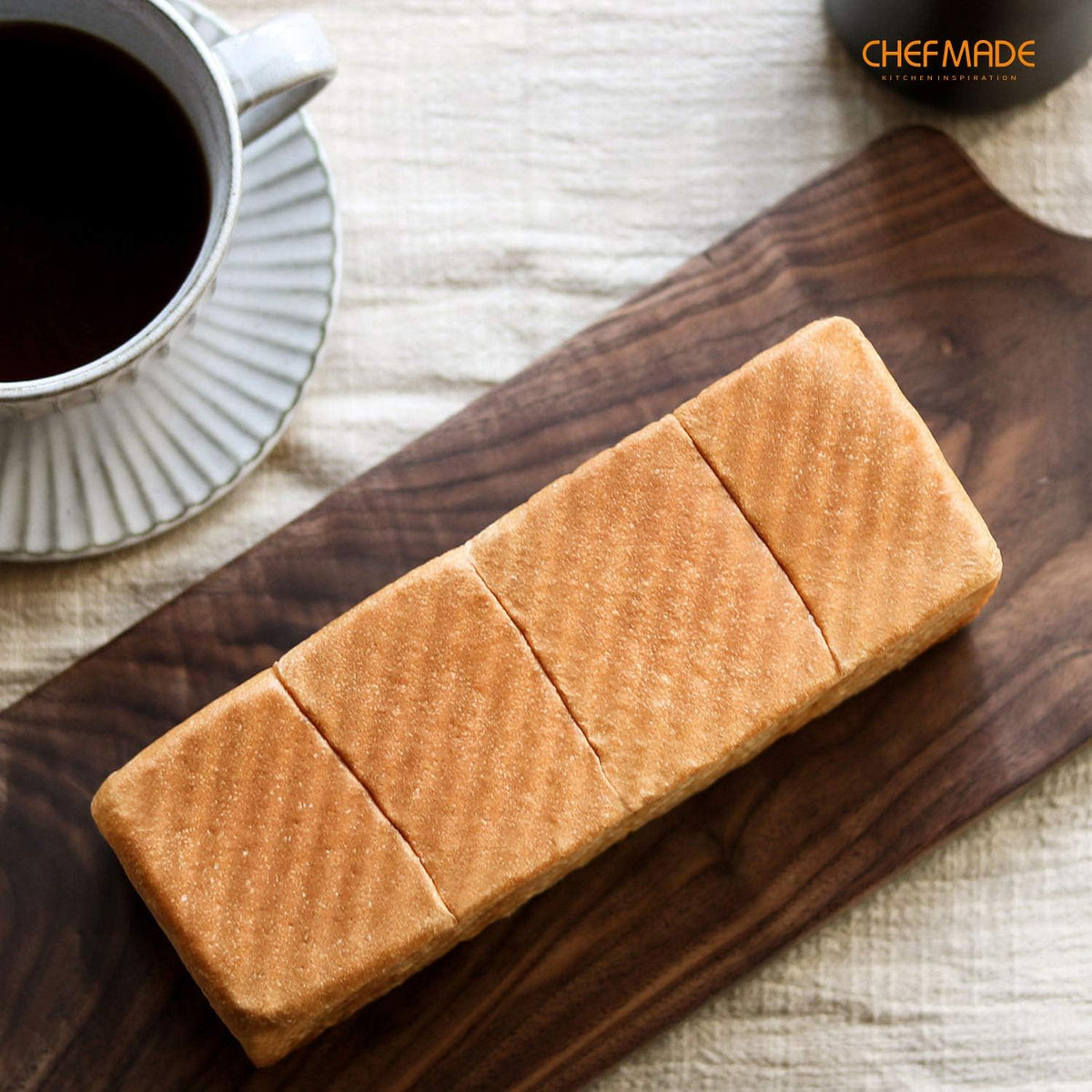 CHEFMADE Mini Pullman Loaf Pan with Lid, 0.66Lb Dough Capacity Non-Stick Rectangle Corrugated Toast Box for Oven Baking 2.8" x 8.1"x 2.8"(Champagne Gold)