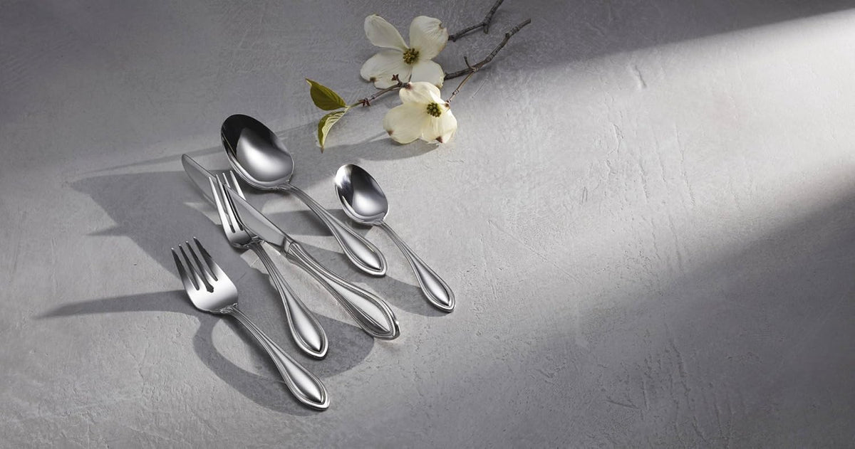 Oneida American Harmony 20 Piece Everyday Flatware, Service for 4, 18/0 Stainless Steel, Silverware Set, Dishwasher Safe, Silver