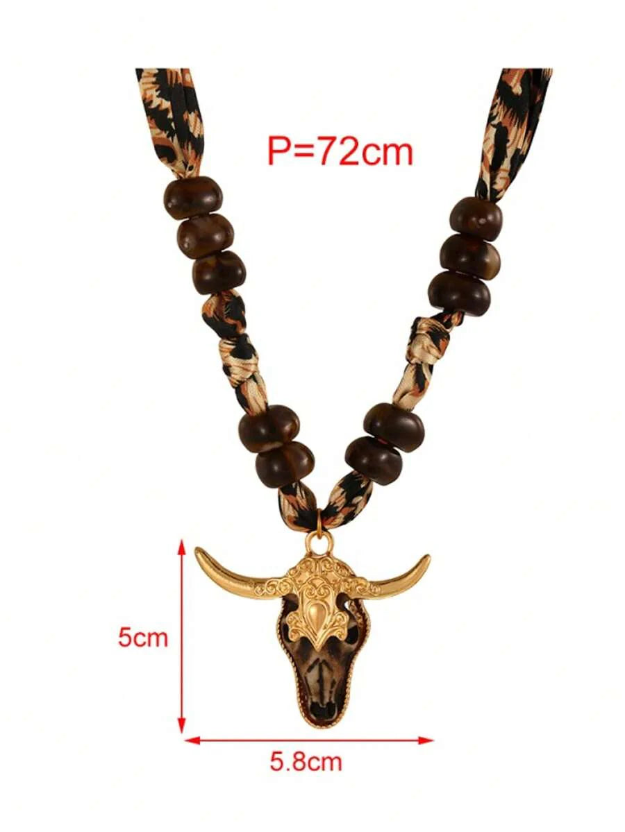 Gothic Style Fashionable Carved Bull Head Resin Bead Necklace