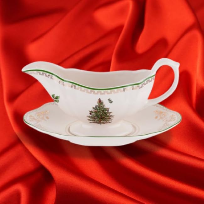 Spode Christmas Tree Gold 10 Oz Gravy Boat and Stand - Elegant Christmas Porcelain Sauce Boat, 22K Gold Accents, Luxurious Holiday Serveware for Gravy, Sauces, Festive Gatherings, Dishwasher Safe