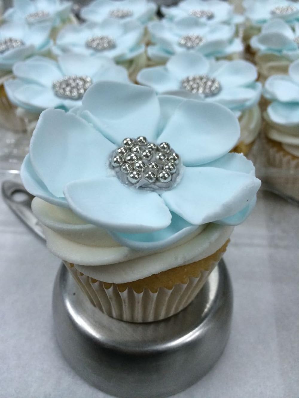 Silver Pearl Sugar Sprinkles 4.23 oz, 10mm Candy Pearls Ideal for Baking, Cake and Cupcake Toppers, Cookie Decoration, Ice Cream Topping, Wedding Shower Valentines Halloween Christmas