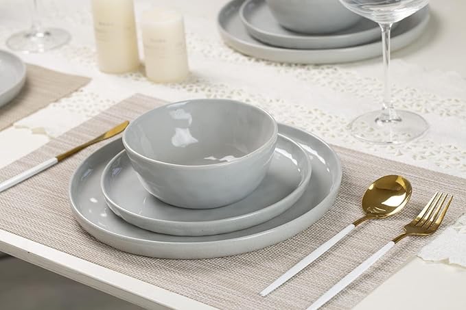 Famiware Mars Plates and Bowls Set, 18 Pieces Dinnerware Sets, Dishes Set for 6, Light Gray