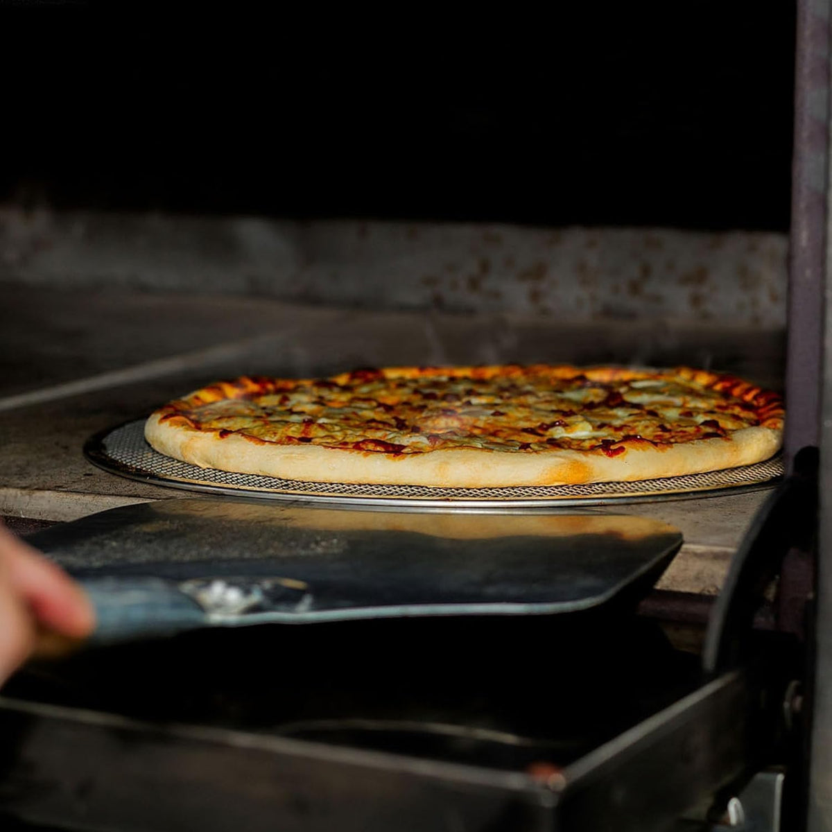 19-inch Aluminum Pizza Screen | Commercial Grade Pizza/Baking Screen for Oven | Pizza Baking Tray for Home And Restaurant | Round, Aluminum, 19-inch [1PK]