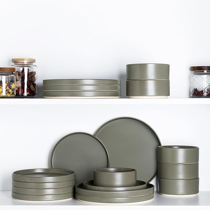 TheTerra Ceramic Dinnerware Sets for 6, 18 Pieces Handmade Reactive Glaze Plates and Bowls Set, Scratch Resistant Dish Set, Oven & Microwave & Dishwasher Safe, Matte Green