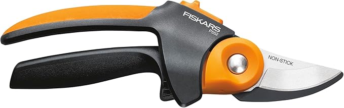 Fiskars PowerGear2 Softgrip Pruner for Branches, Optimizes Cutting Power and Leverage, Rust-Resistant Low-Friction Blade Coating for Smooth Cuts, Yard & Garden Tools