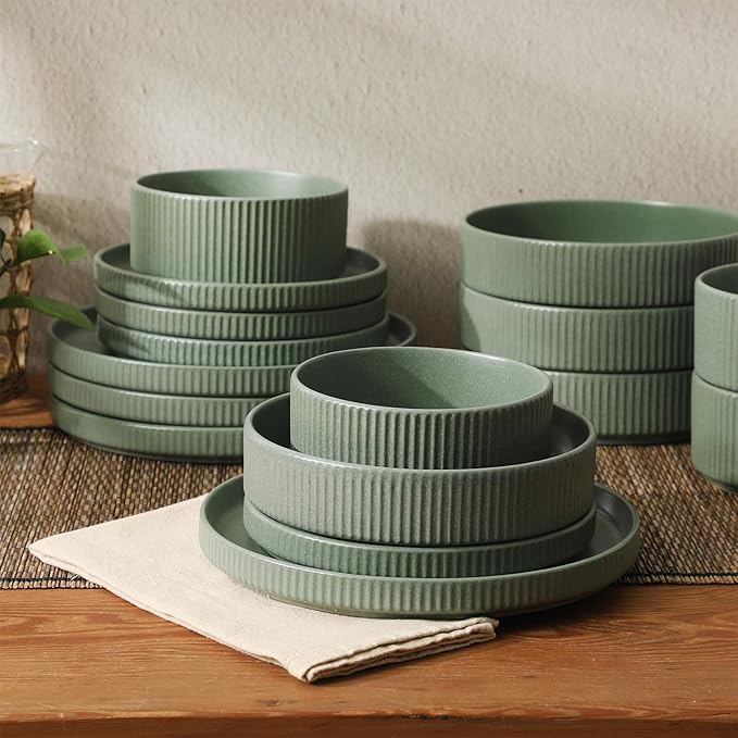 Gibson Elite Deerfield 16-Piece Stoneware Dinnerware Set – Matte Green Stackable Plates and Bowls, Reactive Glaze Finish, Service for 4 – Microwave & Dishwasher Safe