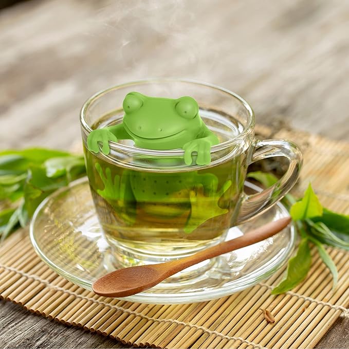 Genuine Fred, TEA FROG, Frog Reusable Silicone Tea Infuser, Green, Fun Gift for Tea Lovers, Clever Kitchen Gadget